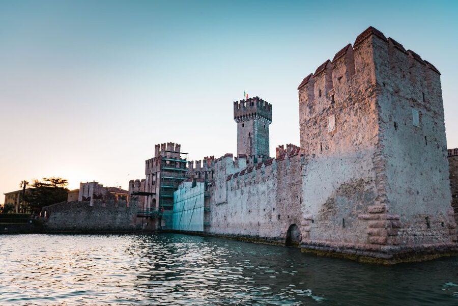 Sirmione: Sunset Boat Cruise with Local Wine - Prosecco, Music, and the Onboard Vibe (What the Wine Really Does)