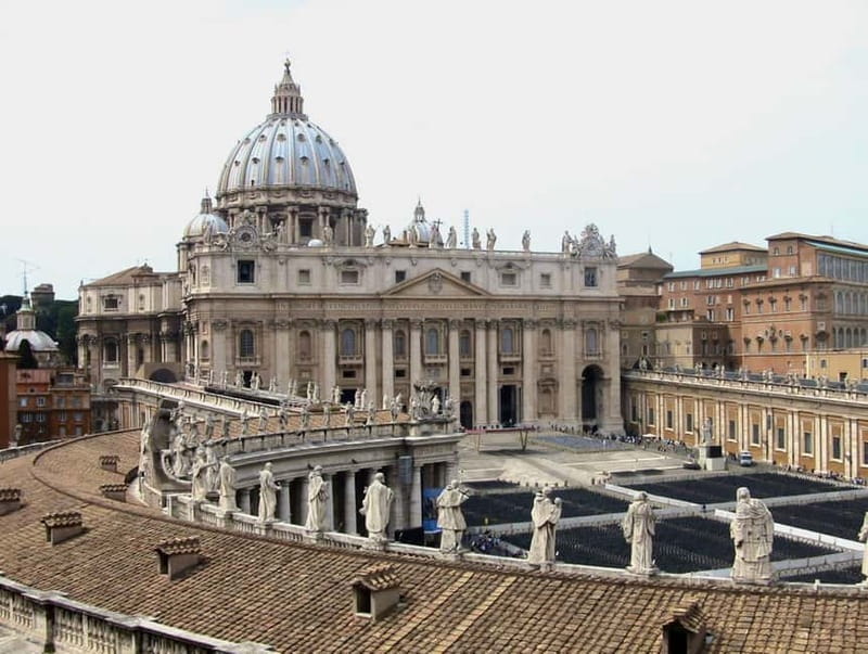 Sistine Chapel and Vatican Museums Small Group Tour - Weather-proof and rule-proof planning