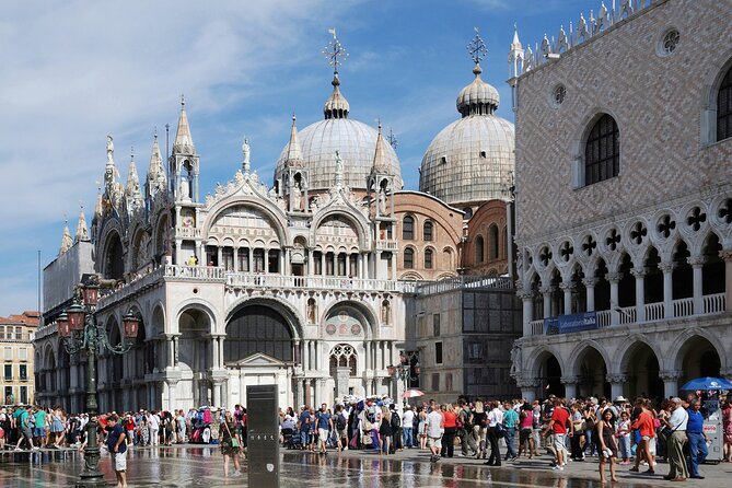 Skip-the-Line: Doge's Palace & St. Mark's Basilica Fully Guided Tour - St Marks Basilica Skip-the-Line: Byzantine Meets Western Design