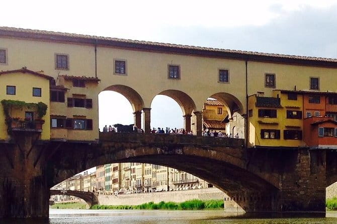 Skip-the-Line Florence Highlights and David Walking Tour - Walking in Florence without wasting your time on lines
