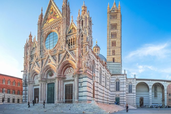 Skip the Line: Siena Duomo and City Walking Tour - Group size, guide style, and what you should listen for