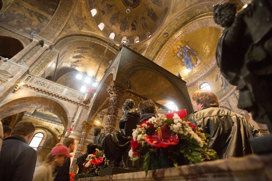 Skip the Line: St. Mark's Basilica Guided Tour - Pala d’Oro Option: Extra Art for People Who Want More Than Basics