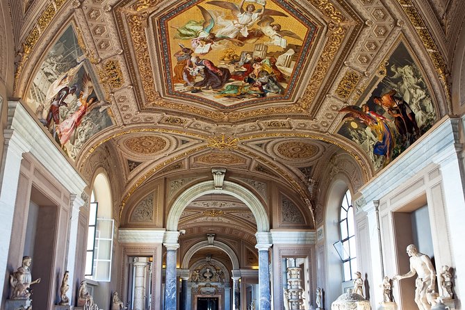 Skip The Line ticket to the Vatican Museums & the Sistine Chapel - Sistine Chapel in about 20 minutes: how to see Michelangelo without panic