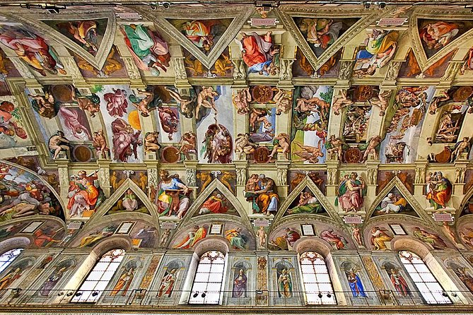 Skip the Line Vatican, Sistine Chapel and Basilica Guided Tour - Inside the Sistine Chapel: what to notice in 15 minutes