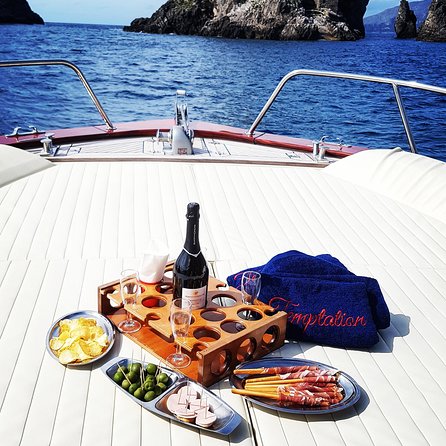 Small Group Boat Tour: Day Cruise from Sorrento to Capri - The Capri Coast Tour From the Water: Grottos and Faraglioni