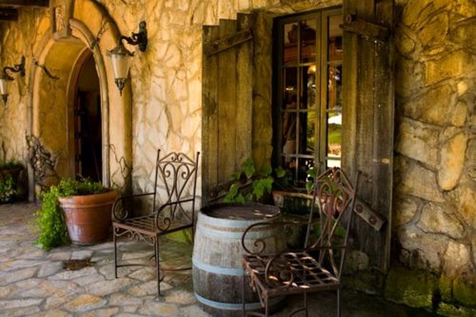 Small-Group Brunello di Montalcino Wine-Tasting Trip from Siena - Lunch at a Family-Run Winery: The Meal That Makes It Feel Real