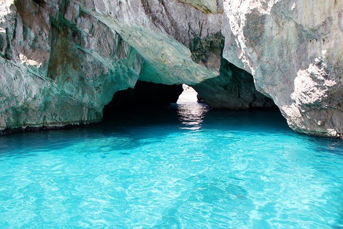 Small Group Capri Island Boat Ride with Swimming and Limoncello - Punta Carena Lighthouse and the return to Marina Grande