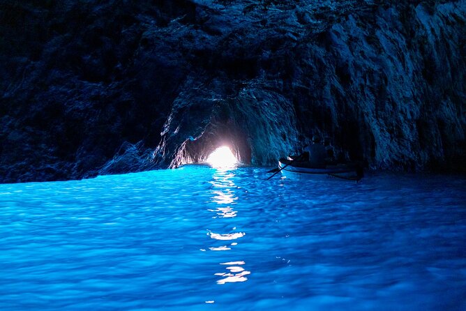 Small Group Tour from Naples to Blue Grotto, Anacapri and Capri - Getting started at Molo Beverello and the fast ferry to Capri