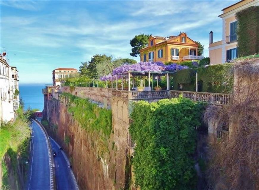Sorrento: Guided Walking Tour & Limoncello Tasting - Key points that make this tour worth your time