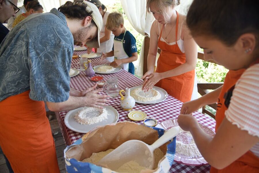 Sorrento: Pizza Lesson, Wine, and Limoncello at a Local Farm - Menu Reality Check, Timing, and How to Not Overdo It