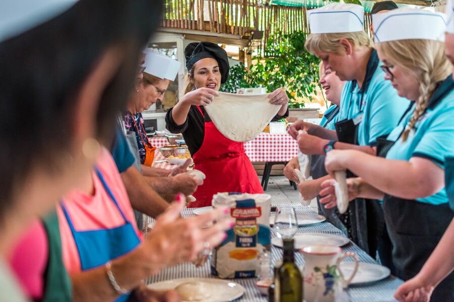 Sorrento: Pizza Making Class - Getting to the cooking school: Sorrento hills, short ride, big payoff