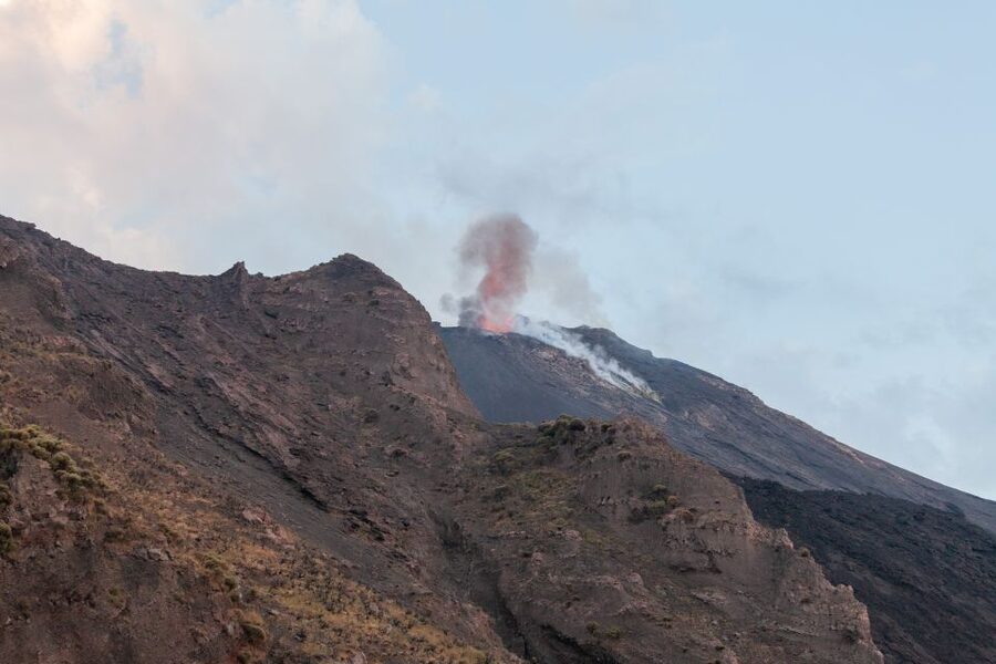 Stromboli: Sunset Trekking at Sciara del Fuoco - What Guides Add: More Than Just Leading the Way