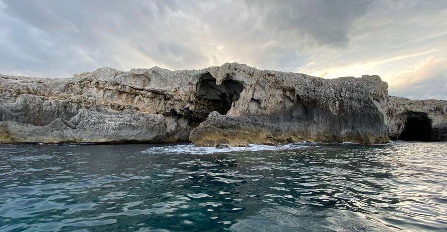 Syracuse: Boat Trip of Ortigia Island and Sea Caves - Captains and live narration in English and Italian: Otto, Ninny, Davide, and more