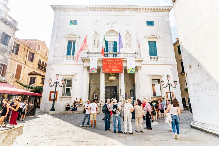 The Majestic Teatro La Fenice: Guided Tour in Venice - Entering the opera house: the Royal Box and big-deal viewpoints