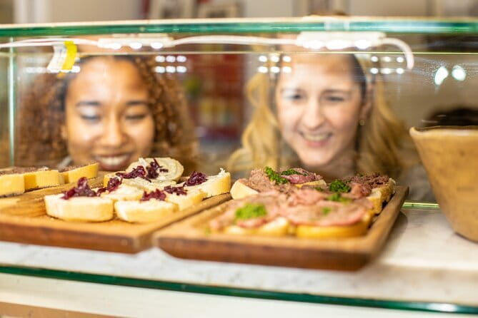 The Other Side of Florence Food Tour with Eating Europe - Stop 2: Pasticceria Buonamici and why cantucci belong with coffee