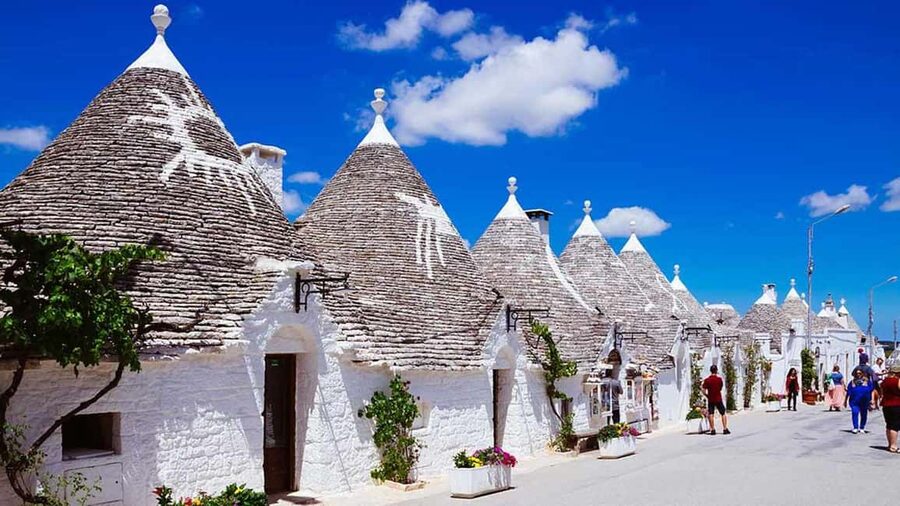 Tour di Alberobello e Matera in bus privato da Bari - Key things to know before you go