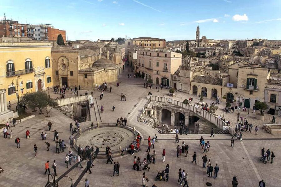 Tour di Alberobello e Matera in bus privato da Bari - The bus ride break: use it to reset before Matera