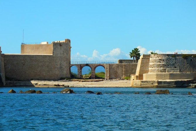 Tour of the island of Ortigia and exploration of sea caves with baths. - Syracuse Sea Caves: Stalactites, Stalagmites, and a Swim at the End