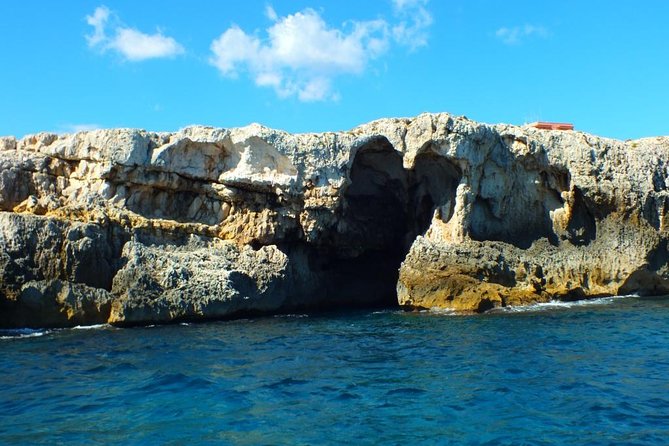 Tour of the island of Ortigia and exploration of sea caves with baths. - The Swim Stop: When to Jump In and How Long It Actually Feels