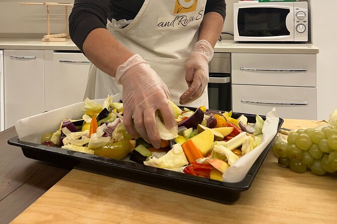 Traditional Home Cooking Experience in Venice - Sauces and timing: building flavor without stress