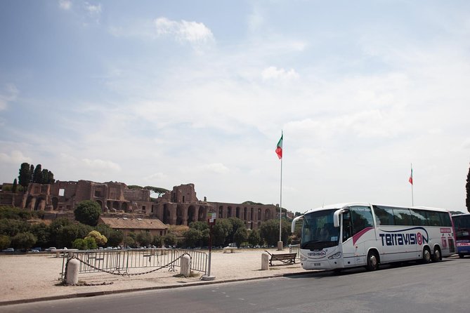 Transfer Rome center - Fiumicino airport - Fast, no-frills ride from Termini to Fiumicino Airport