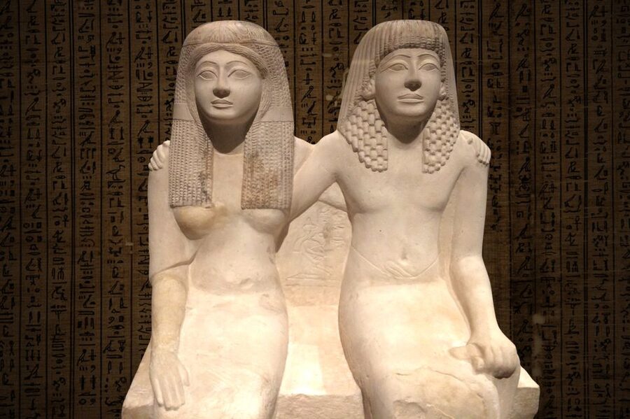 Turin: Egyptian Museum Small Group Skip-the-Line Guided Tour - How the semi-private format keeps your questions from getting lost