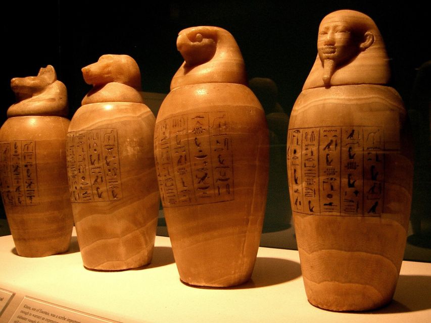 Turin: Guided Egyptian Museum Tour - Mummies, papyri, and jewelry, without getting lost