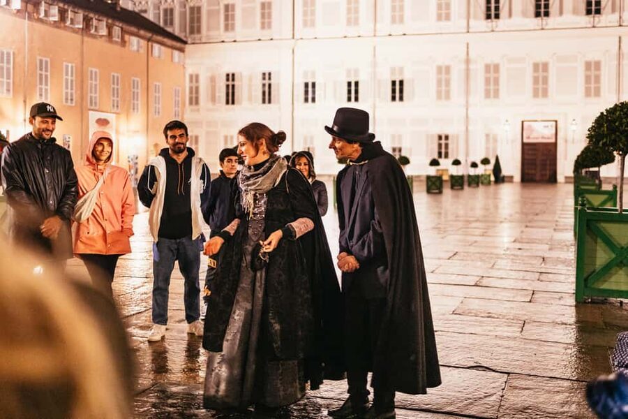 Turin: Magic Guided Tour - Finishing in White Magic Territory: Squares, Guardians, and Legends
