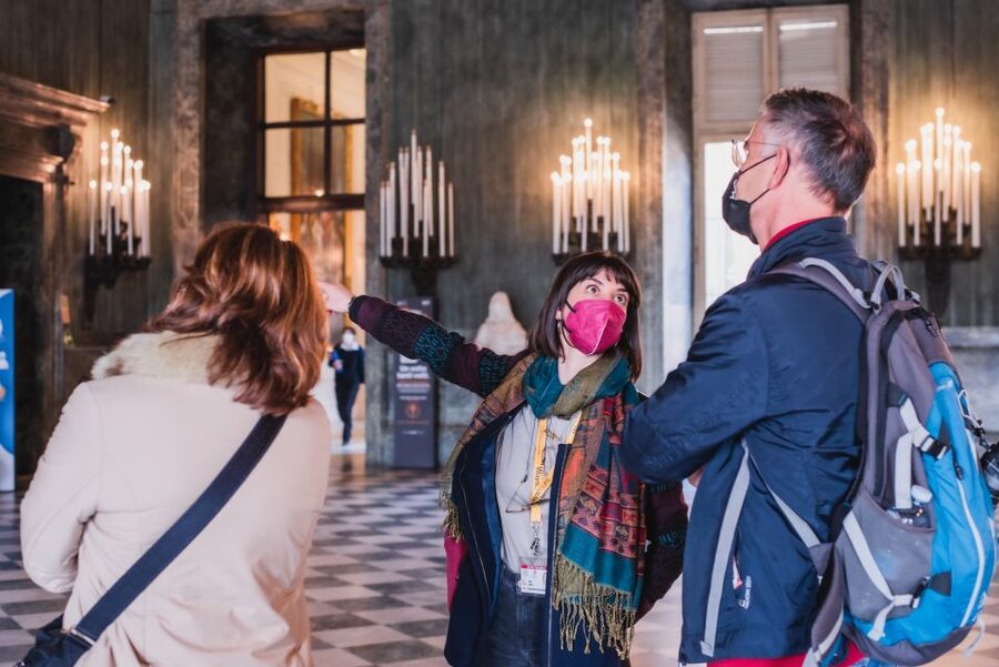 Turin: Savoy Royal Palace Small Group Guided Tour - Who should book, and who should skip this one