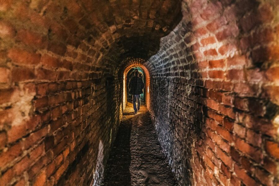 Turin: Underground Tunnels Guided Tour - What the guides do best, and why names like Antonio, Silvia, and Donatella come up