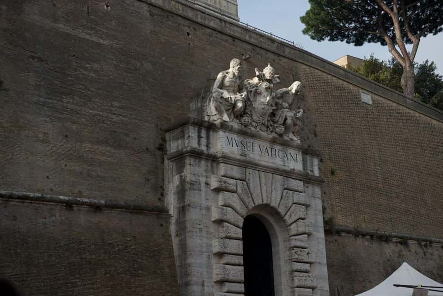 Vatican Museums and Sistine Chapel Tour with Basilica Access - Inside the Museums: Belvedere, Maps, Tapestries, and the Raphael Rooms