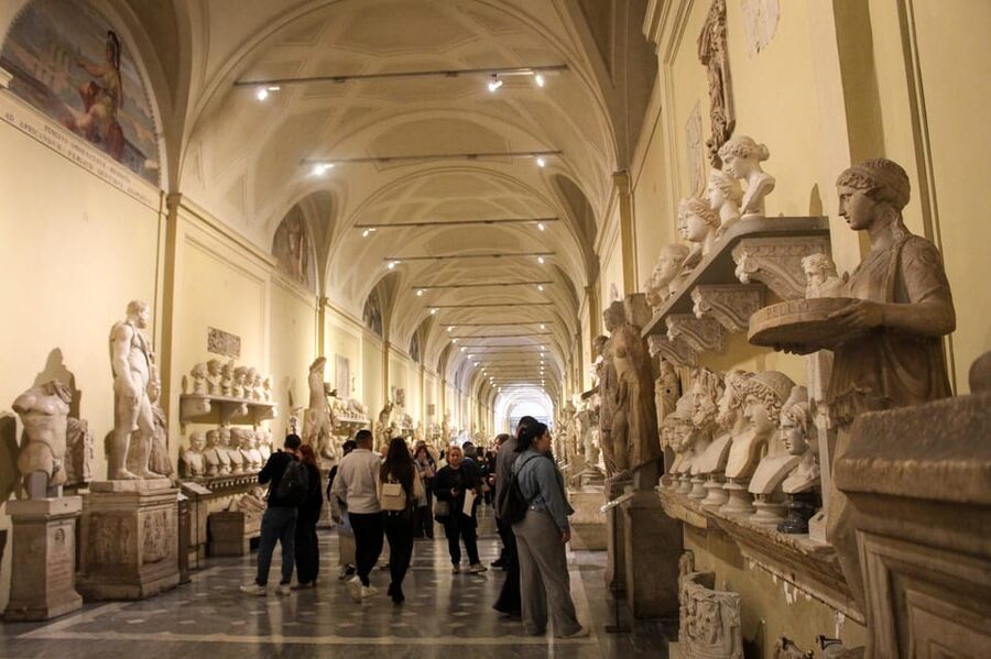 Vatican Museums, Sistine Chapel and St. Peter's Guided Tour - Entering the Vatican Museums with skip-the-line tickets