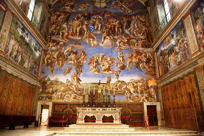 Vatican Museums & Sistine Chapel Express 2-Hour Guided Tour - Crowds and pace: the trade-off for skipping some lines