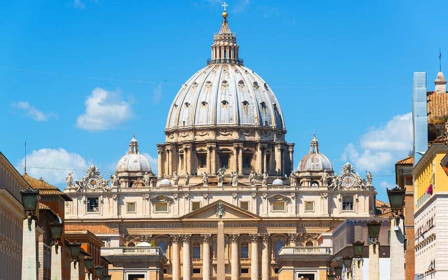 Vatican Museums, Sistine Chapel & St Peter's Basilica Tour - Sphere Within Sphere, Maps, and Tapestries: short stops that keep you from missing the thread