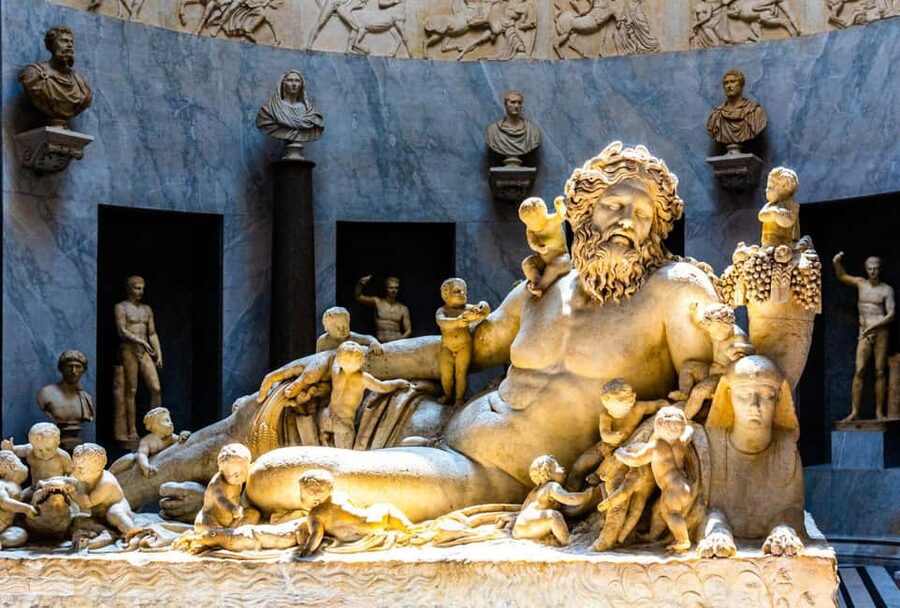 Vatican Museums & Sistine Chapel Tour with Optional Basilica - Gallery of Maps: A Clever Stop That Changes How You See Everything Else