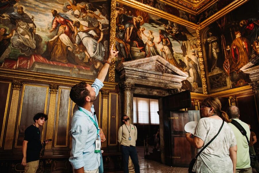 Venice: After-Hours St. Mark’s & Doge's Palace VIP Tour - Doge’s Palace: from politics to prisons, in a clear walking flow