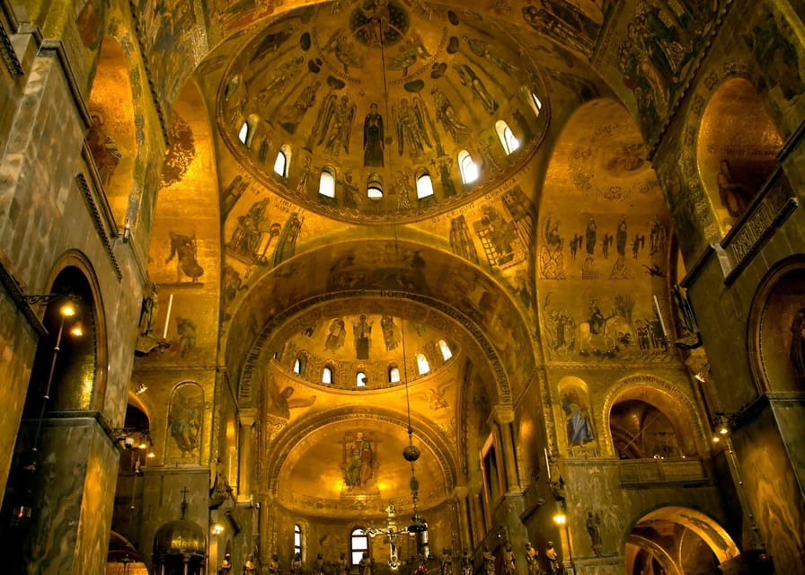 Venice: Basilica and Doge's Palace Priority Ticket and Tour - Entering St. Mark’s Basilica, and what you can actually see