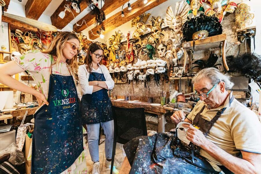 Venice: Carnival Mask Workshop - Carnival Context You Can Actually Use While You Paint