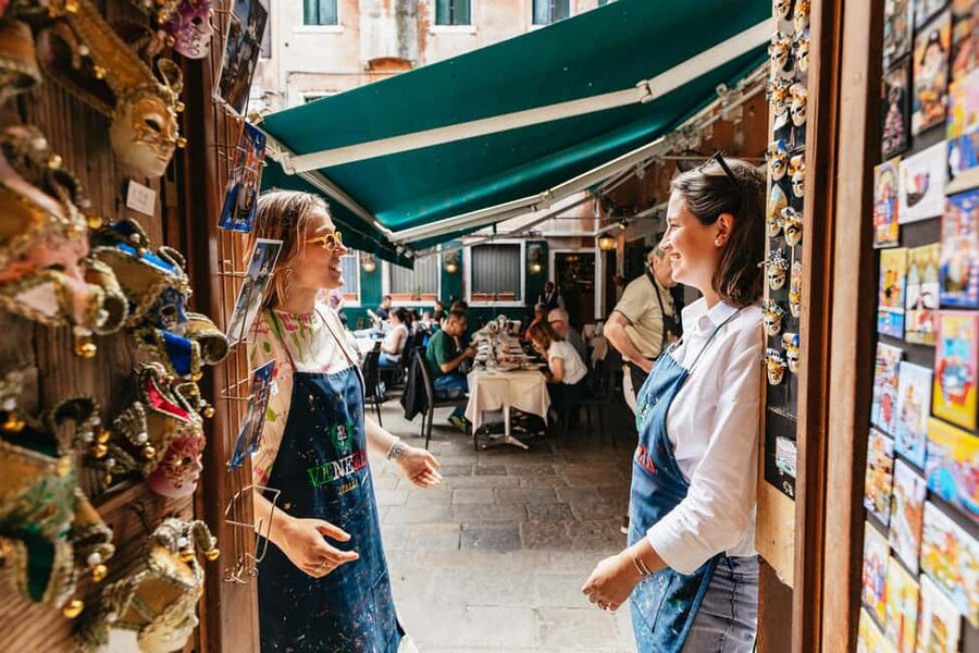 Venice: Carnival Mask Workshop - Who This Workshop Is Perfect For (and Who Might Skip It)