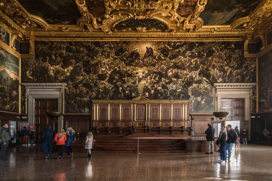 Venice: Doge’s Palace and Basilica Roman Empire Guided Tour - Timing, Dress Code, and Crowd Reality