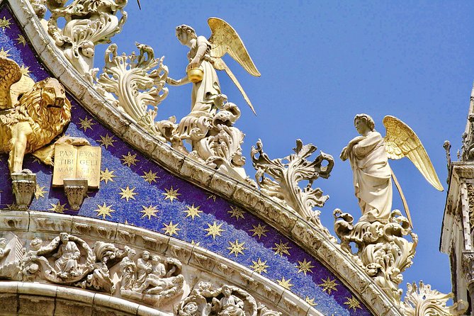 Venice: Doge's Palace and St. Mark's Basilica Guided Tour - Venice Access Fee: a planning note that can save you a headache