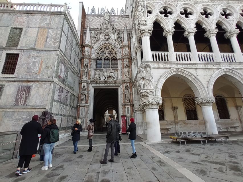 Venice: Doge's Palace Guided Tour with Optional Gondola Ride - Who this tour fits best (and who should skip it)