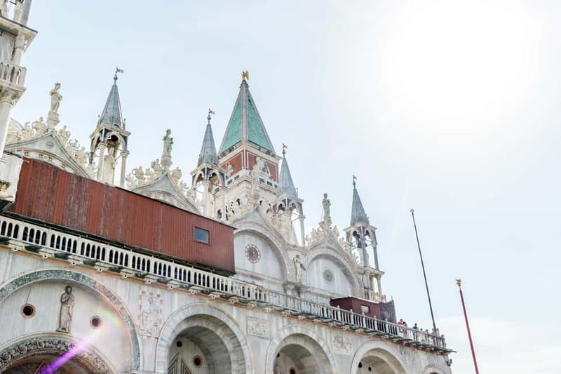 Venice: Doge's Palace, St Mark's Basilica, and Pala d'Oro - Basilica terrace and museum access, when you choose the option