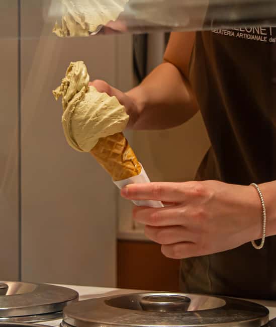 Venice: Food Tasting Tour with Cicchetti and Wine - Price of $100: what you are really paying for