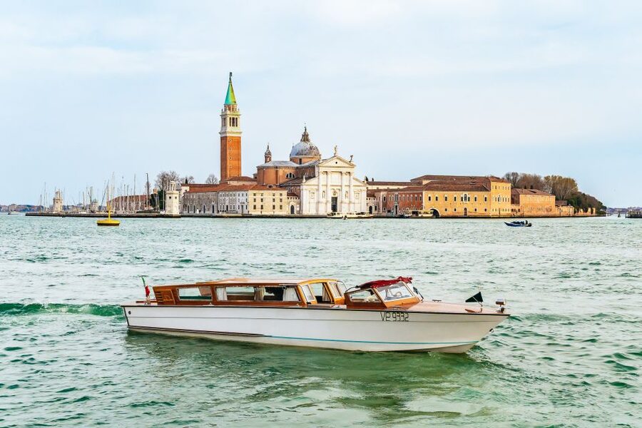 Venice: Grand Canal Boat Tour - Hotel Gritti, Ca’ Grande, and the Palazzos That Define the View