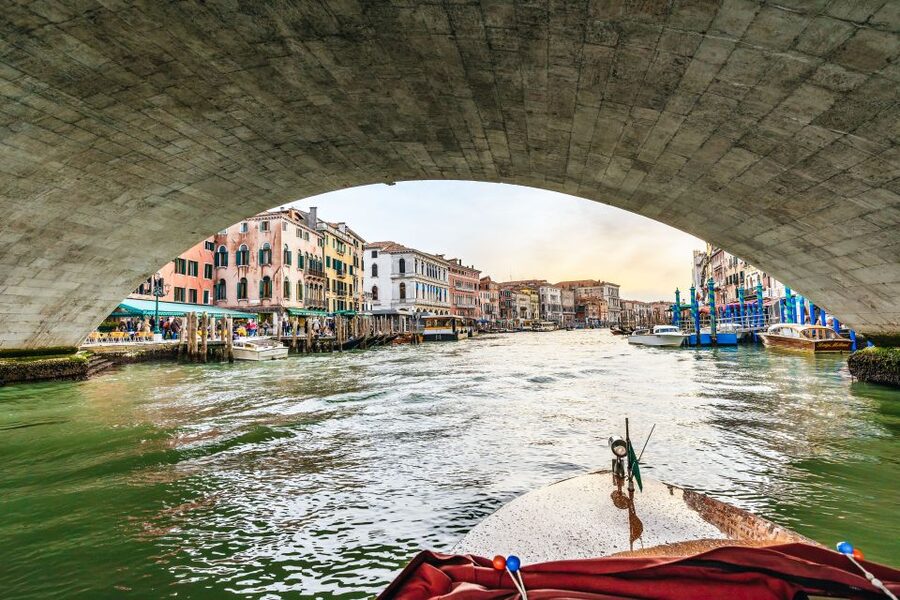 Venice: Grand Canal Boat Tour - The Waterfront Stops That Add Color: Casino, International Communities, and Churches