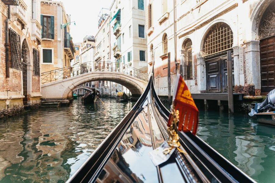 Venice: Grand Canal Gondola Ride with App Commentary - Price and value: is $39 a smart buy in Venice