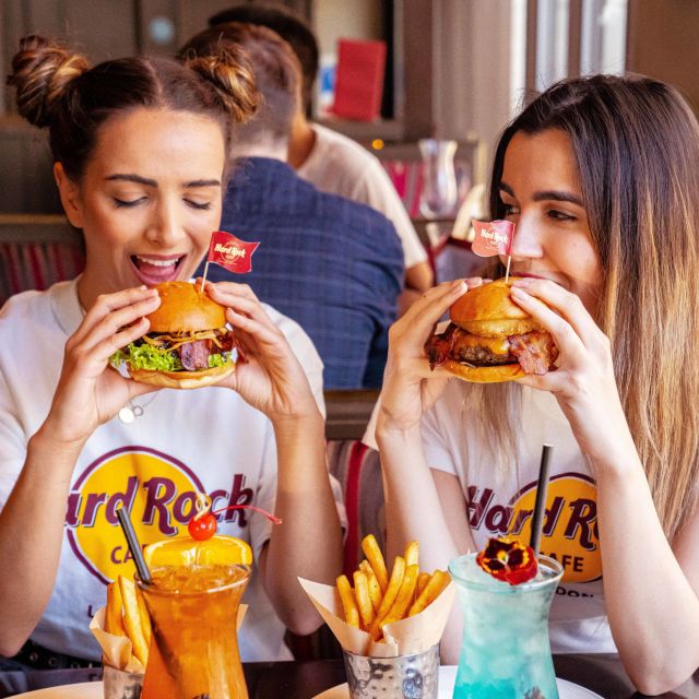 Venice: Hard Rock Cafe with Set Menu for Lunch or Dinner - Don’t miss the nearby add-on: Rialto Rock Shop