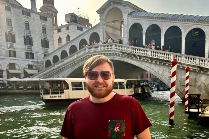 Venice in A Day: St Mark's Basilica, Doge's Palace & Gondola Ride - Grand Canal Gondola: 30 Minutes That Actually Feel Like Venice