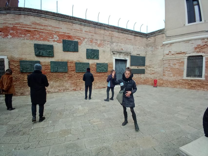 Venice: Jewish Ghetto Walking Tour with Synagogue Visits - Timing, Walking Pace, and Group Size That Actually Work in Venice